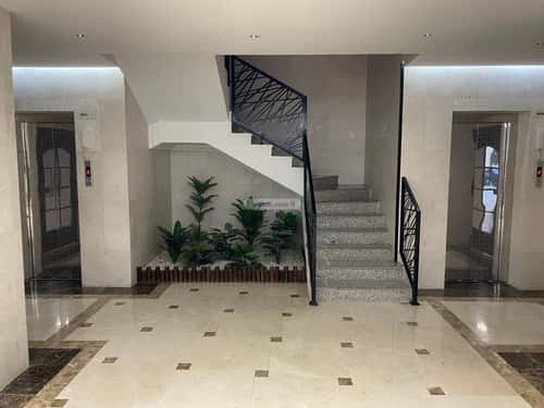 5 bedroom apartment in Al Marwa 4