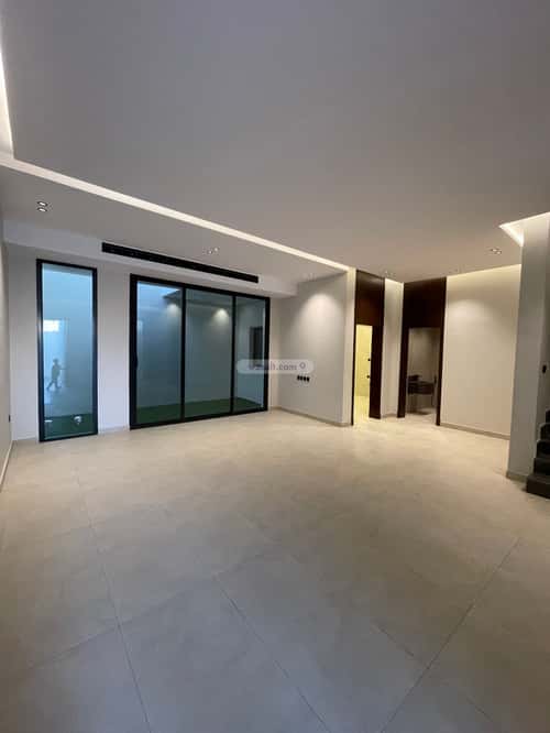 5 bedroom villa in Al Shiraa 20