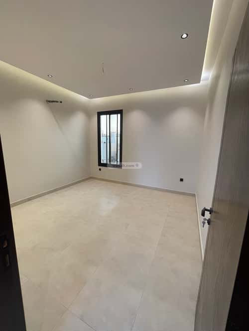 5 bedroom villa in Al Shiraa 12