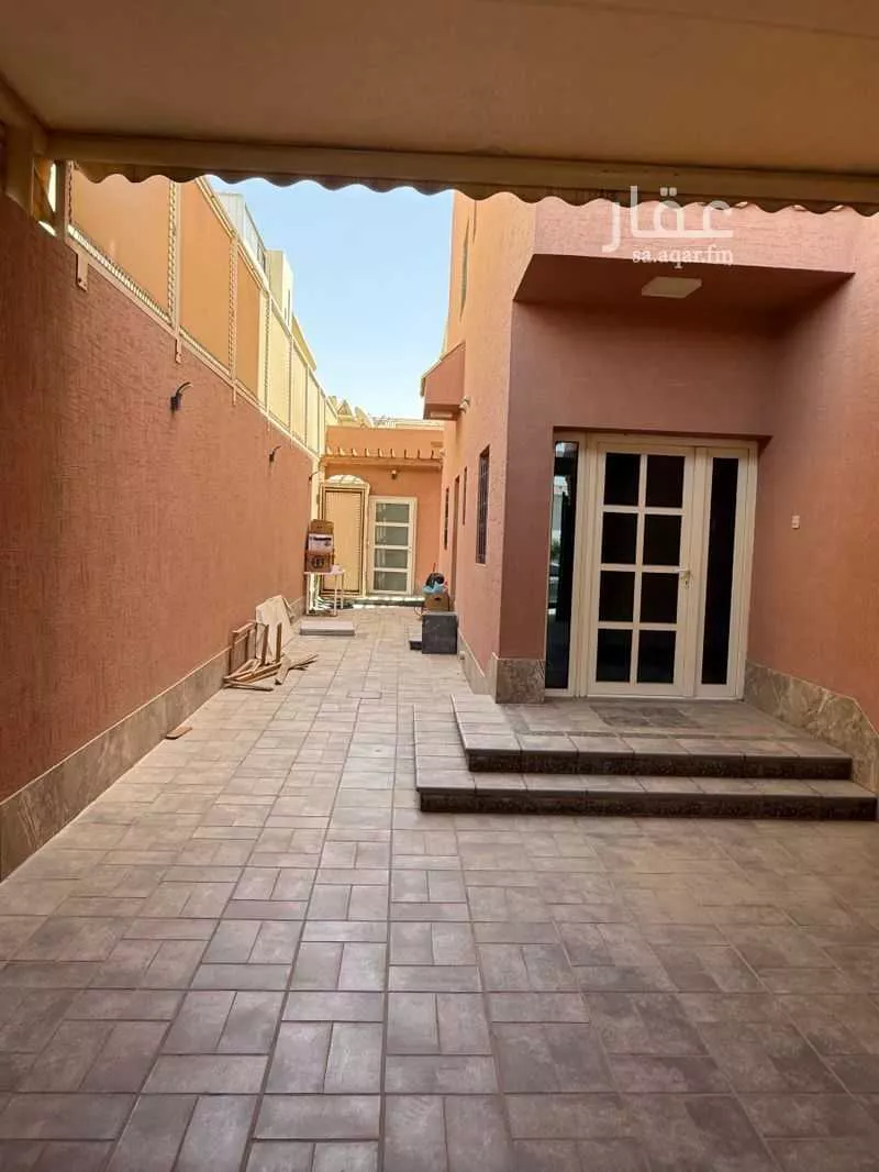 5 bedroom villa in Al Andalus 8