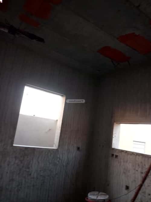 6 bedroom villa in Az Zomorod 2