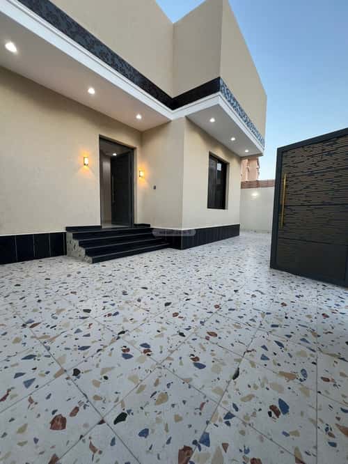 6 bedroom villa in As Salhiyah 3