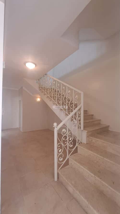 4 bedroom villa in Al Basateen, Jeddah 12
