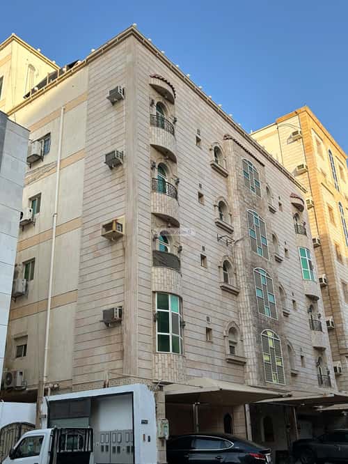 5 bedroom apartment in Al Salamah 5