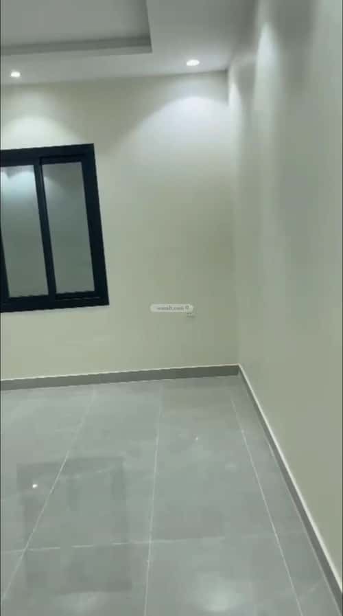 4 bedroom apartment in Al Rabwa 1