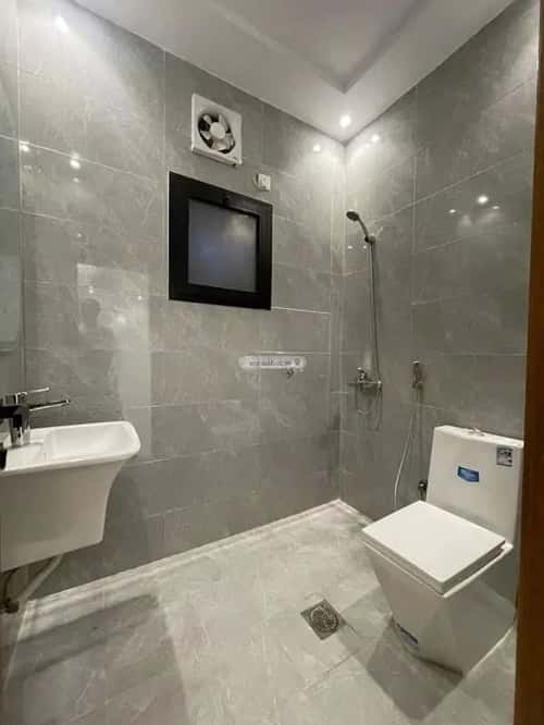 5 bedroom apartment in Al Marwa 8
