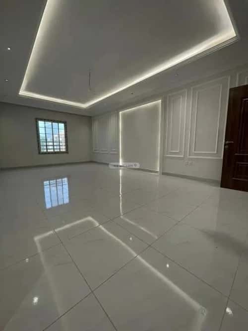 7 bedroom apartment in Al Aziziyah 1