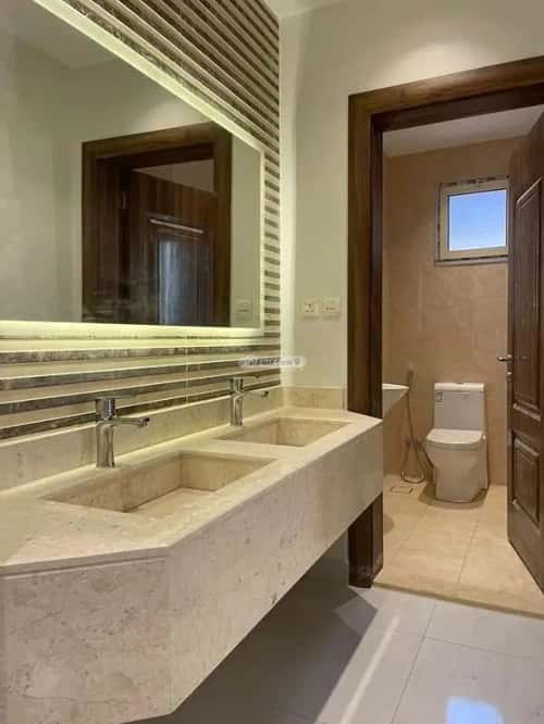 7 bedroom apartment in Al Aziziyah 11