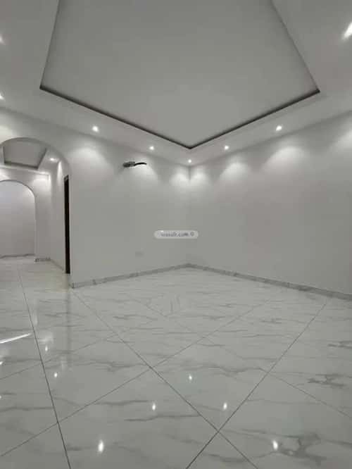 5 bedroom apartment in Al Marwa 5