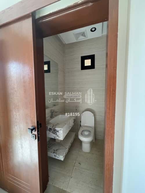 8 bedroom villa in Jeddah 3