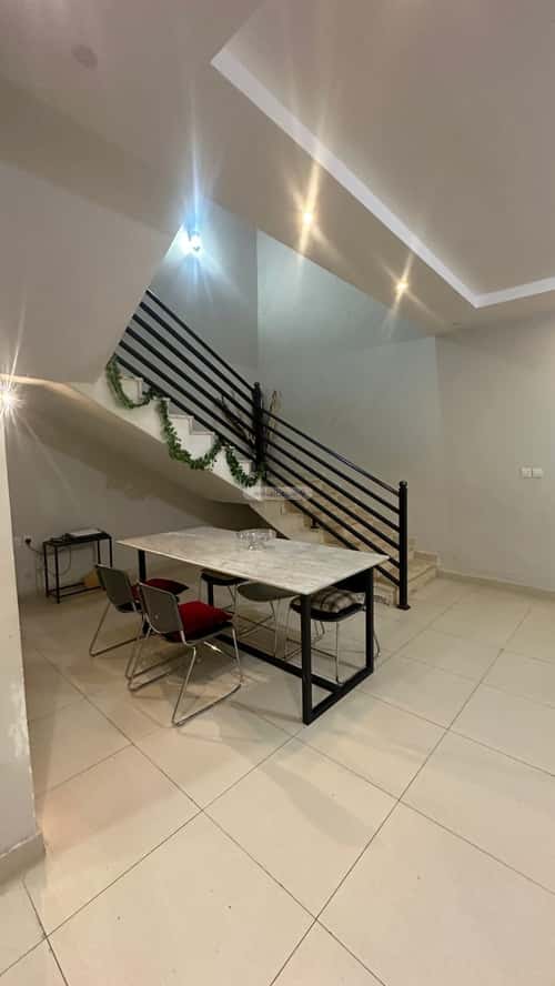 6 bedroom villa in Az Zomorod 3