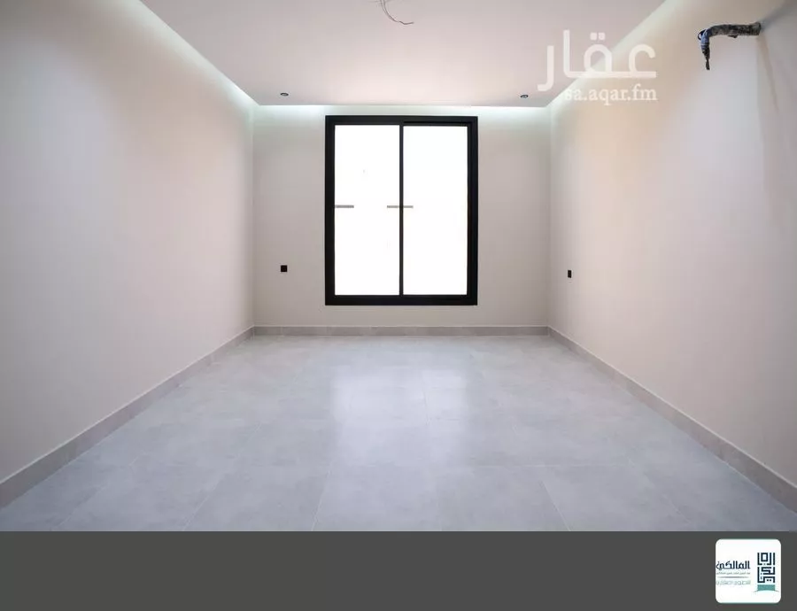 شقة 4 غرف في الروضة 5