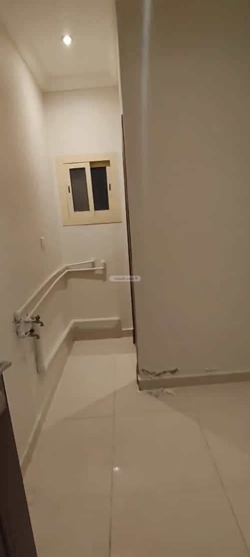 شقة 5 غرف في الروضة 3