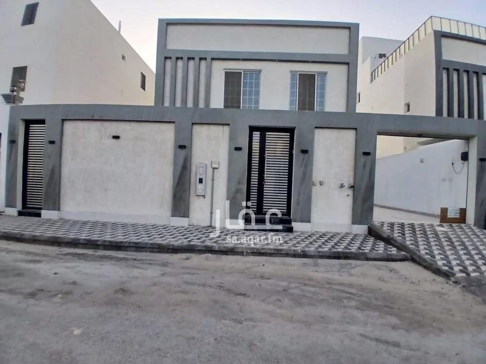 فيلا 8 غرف في الصواري 3