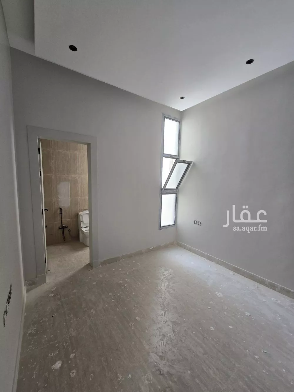 6 bedroom villa in King Faisal 4