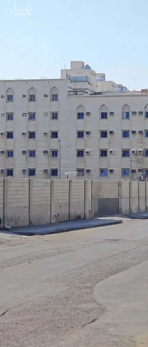 شقة 7 غرف في الجامعة 2