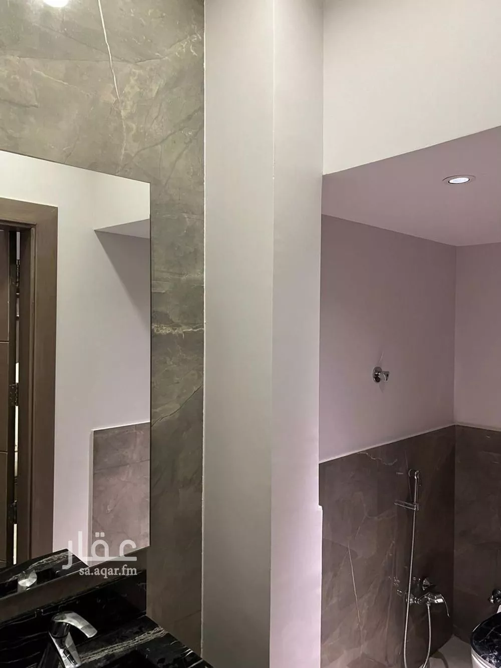 4 bedroom villa in Al Mahdiyyah 9