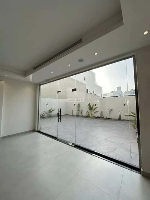 6 bedroom villa in Al Shiraa 5