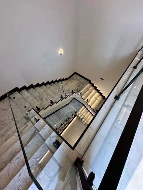 5 bedroom villa in Al Shiraa 2