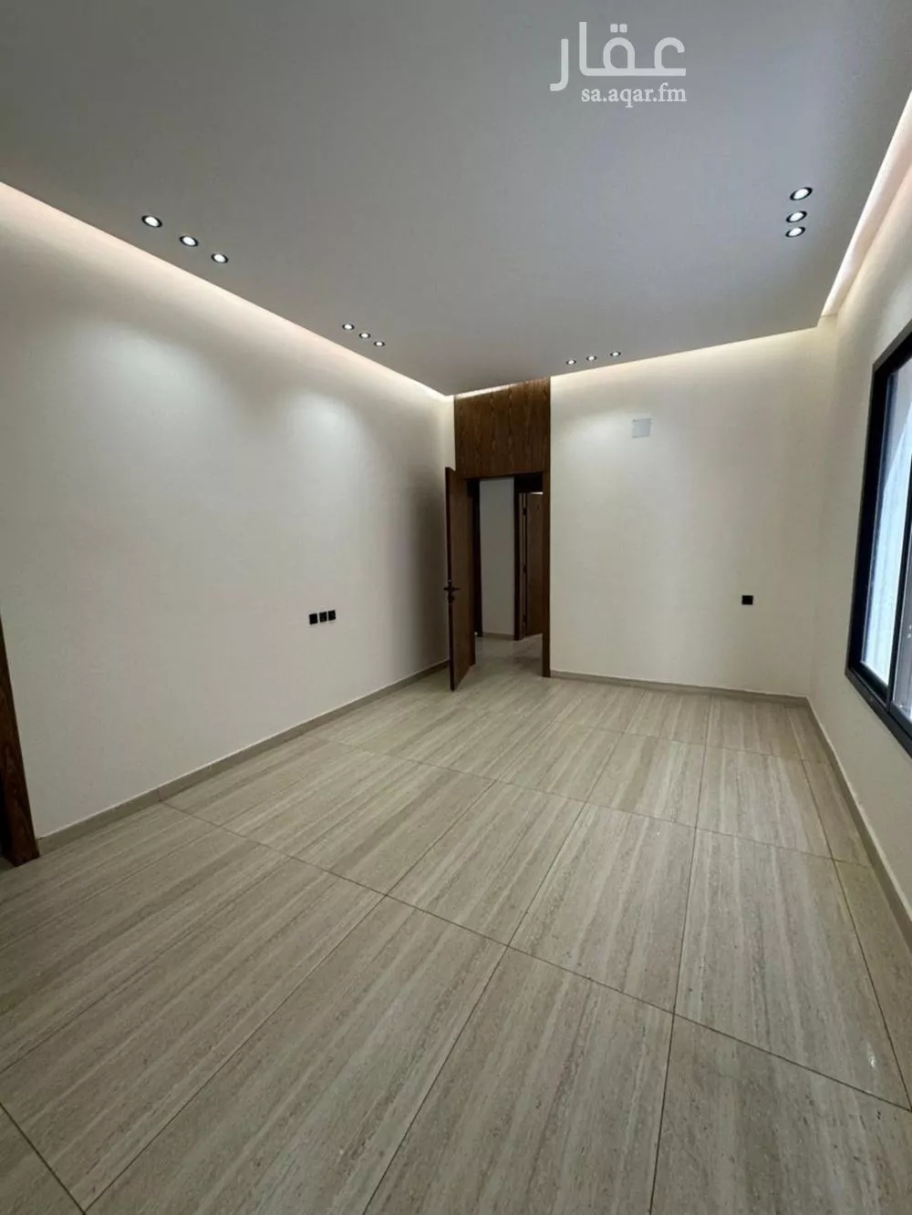5 bedroom floor in Uhud 5