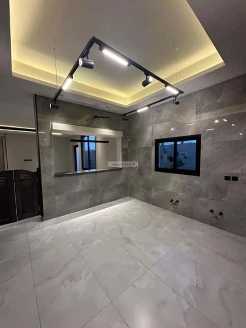 فيلا 5 غرف في الشراع 4