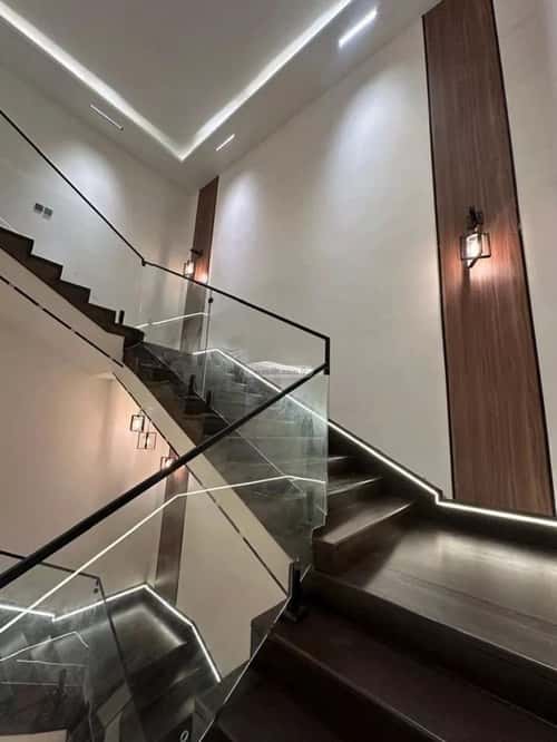 5 bedroom villa in Al Shiraa 3