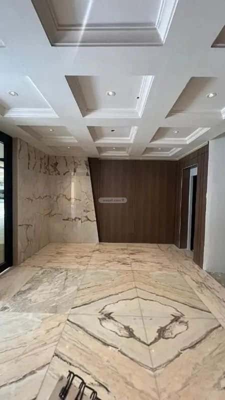 5 bedroom apartment in Al Rabwa 5