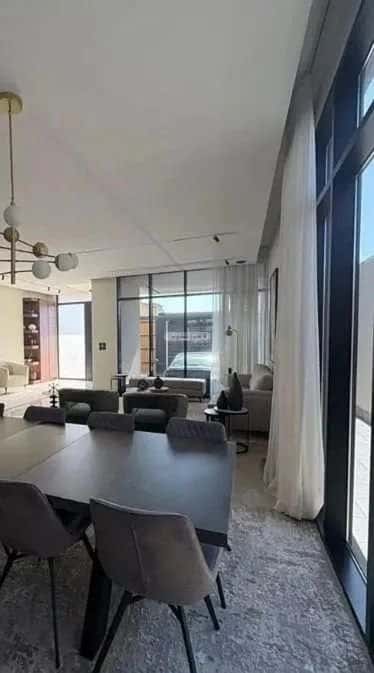 6 bedroom villa in Al Amwaj 5