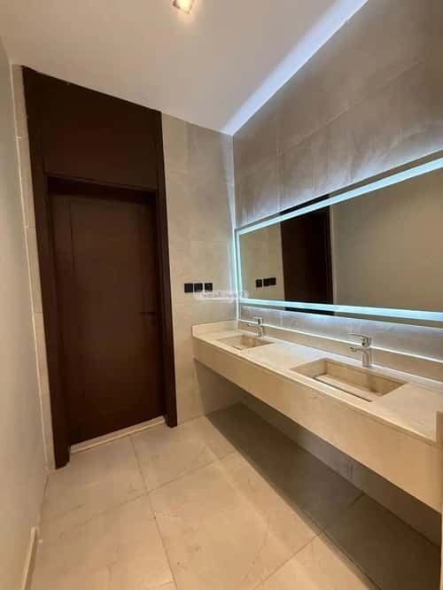 5 bedroom villa in Al Shiraa 3