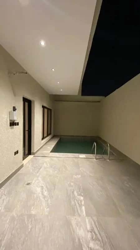 8 bedroom villa in Al Yaqout 4