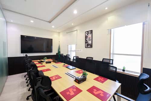884 sqm office in Al Aridh 10