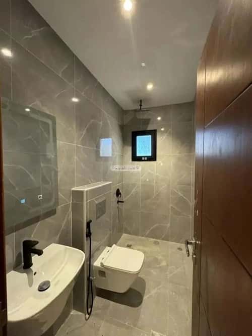 5 bedroom apartment in Taibah 4