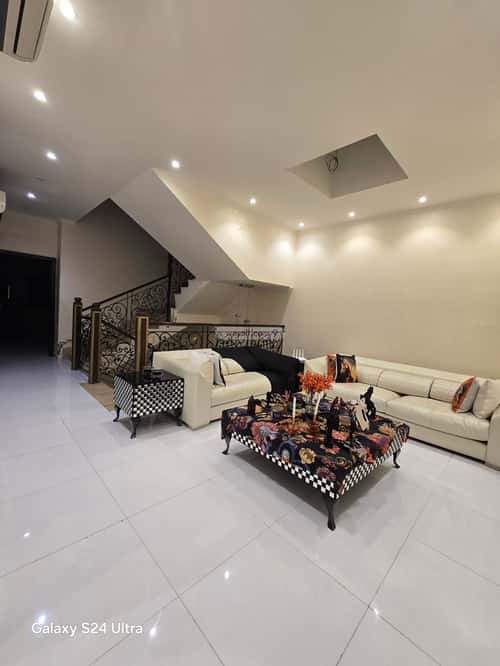 9 bedroom villa in Abhur South 11