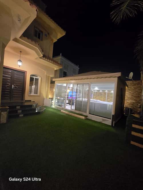 9 bedroom villa in Abhur South 6