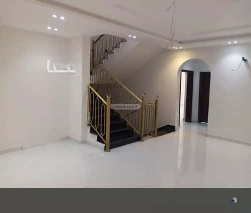 8 bedroom villa in Jeddah 4