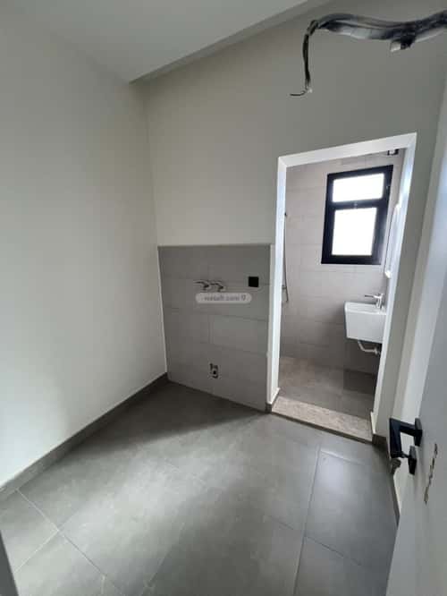 5 bedroom apartment in Al Naeem 16