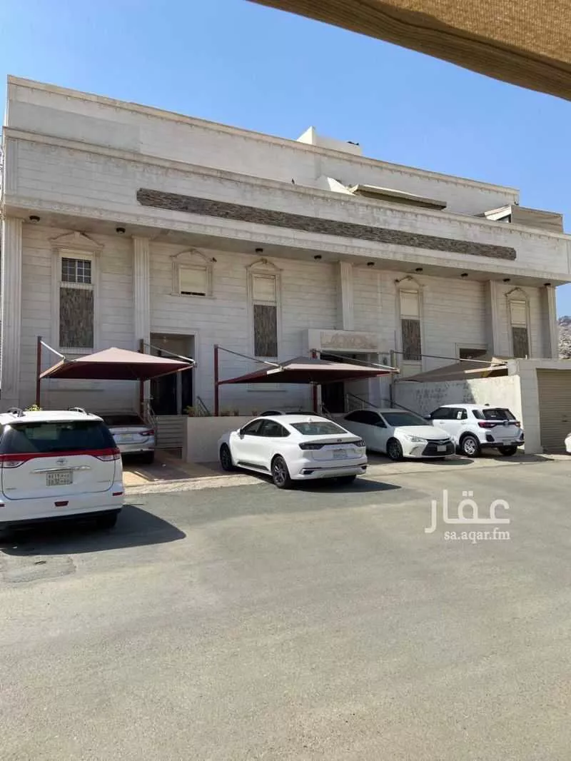 6 bedroom apartment in Al Awali, Makkah 5