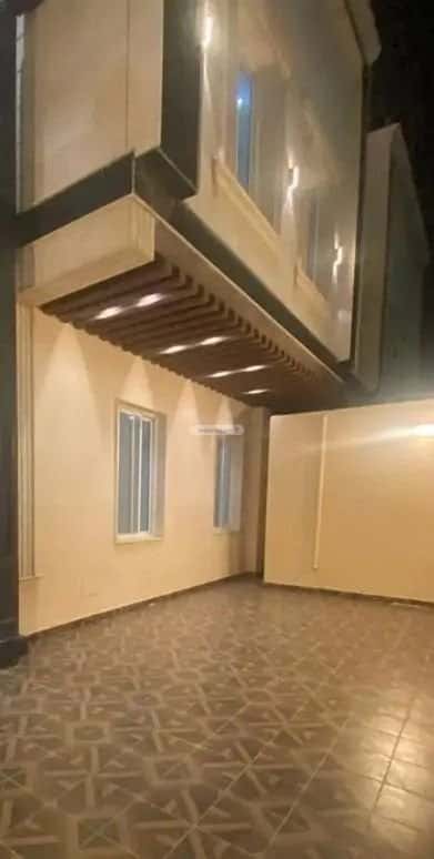 9 bedroom villa in Al Yaqout 1