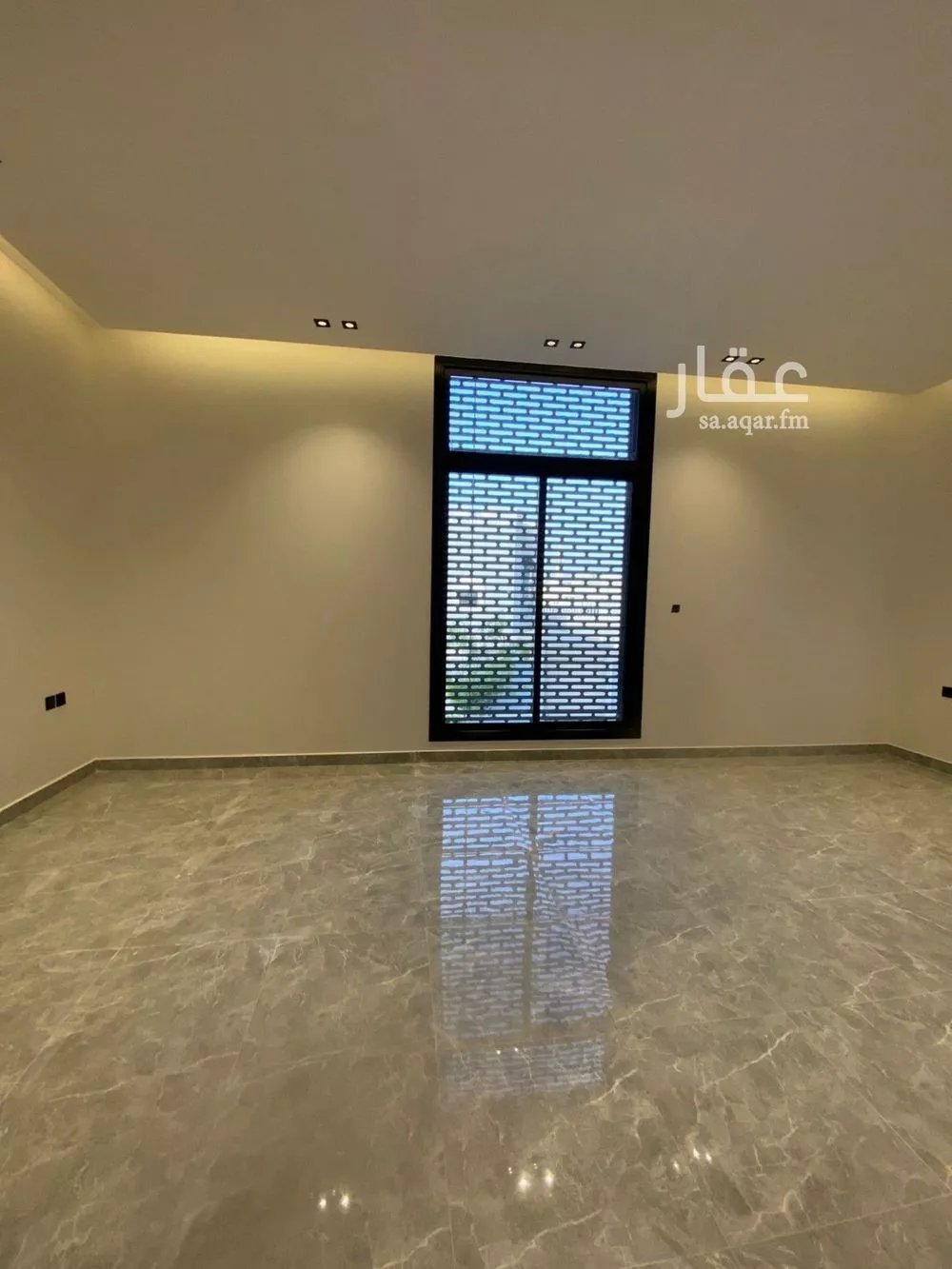 6 bedroom villa in King Faisal 12