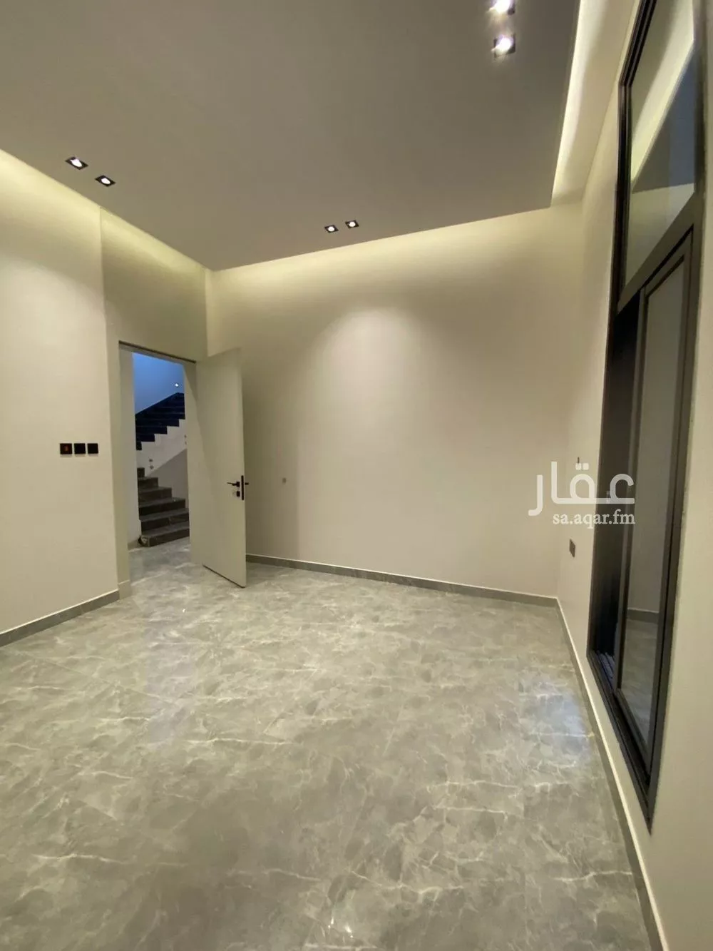 6 bedroom villa in King Faisal 17