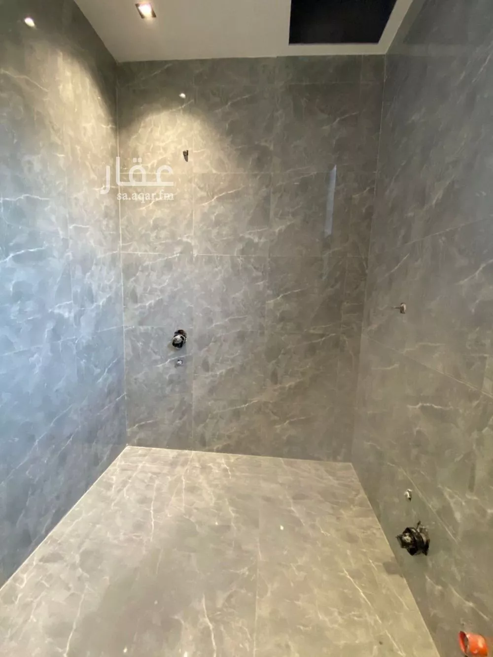 6 bedroom villa in King Faisal 18