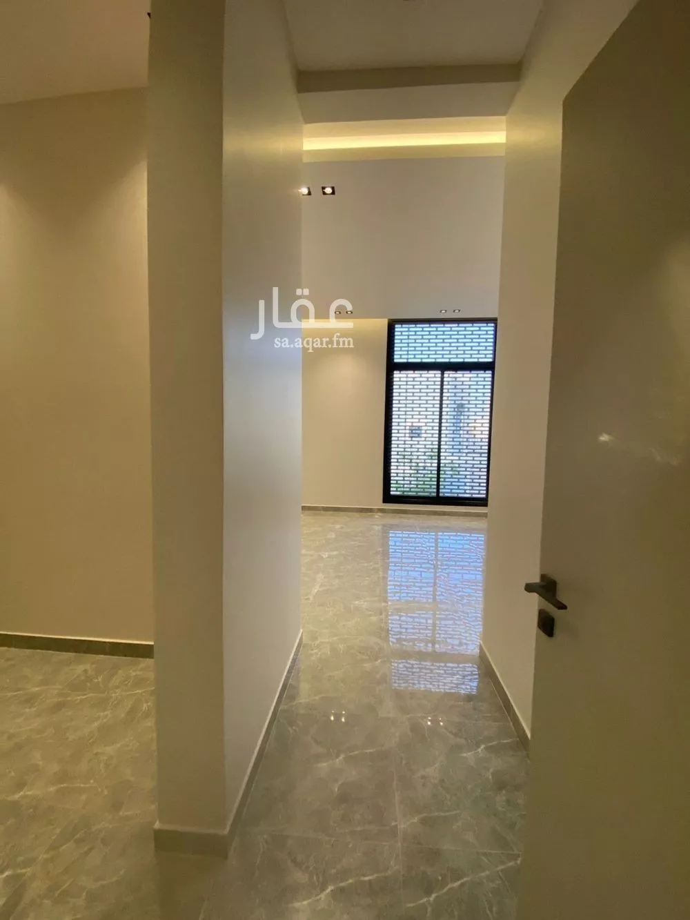 6 bedroom villa in King Faisal 24
