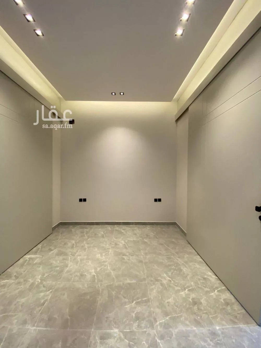 6 bedroom villa in King Faisal 10