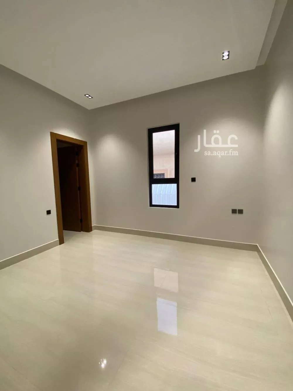 فيلا 6 غرف في الملك فيصل 6