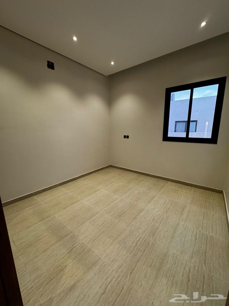 3 bedroom apartment in Al Rimal 6