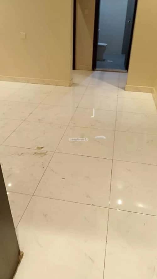 4 bedroom apartment in Muraykh 8
