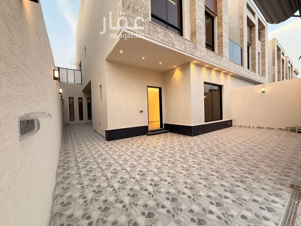 فيلا 5 غرف في الرمال 7