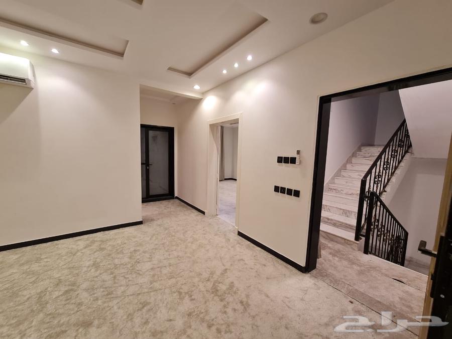 7 bedroom villa in Al Munsiyah 7