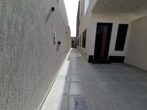 5 bedroom floor in Al Janadriyah 12