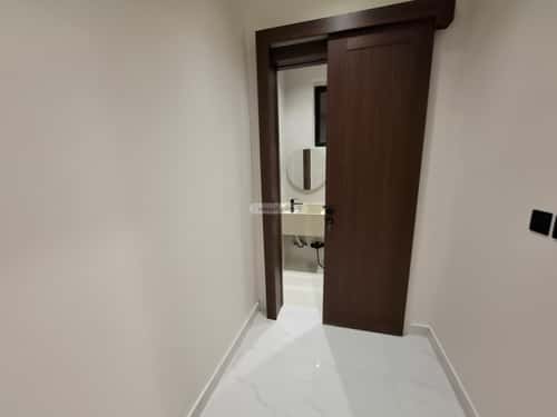 5 bedroom floor in Al Janadriyah 17